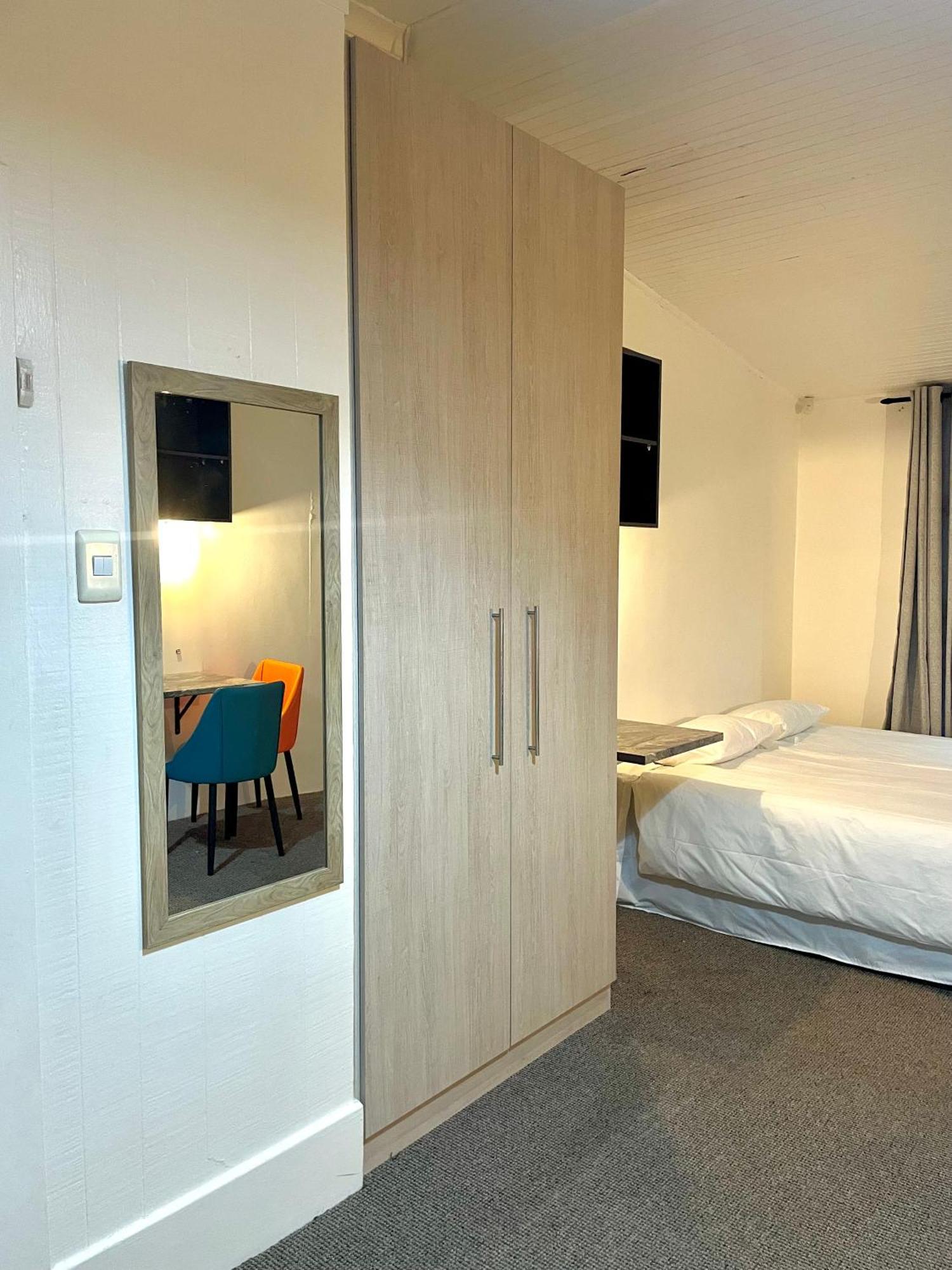 Cosy Richmond Hill Retreat Hotell Port Elizabeth Exteriör bild